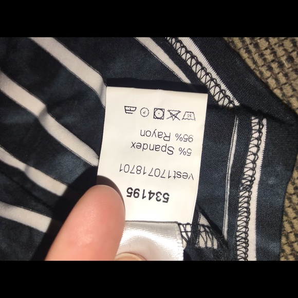 Halter top - Picture 5 of 5